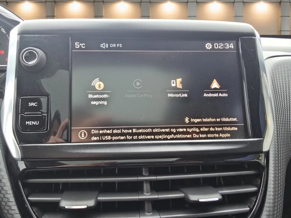 Peugeot 2008 1,2 e-THP 110 Allure Sky 5d