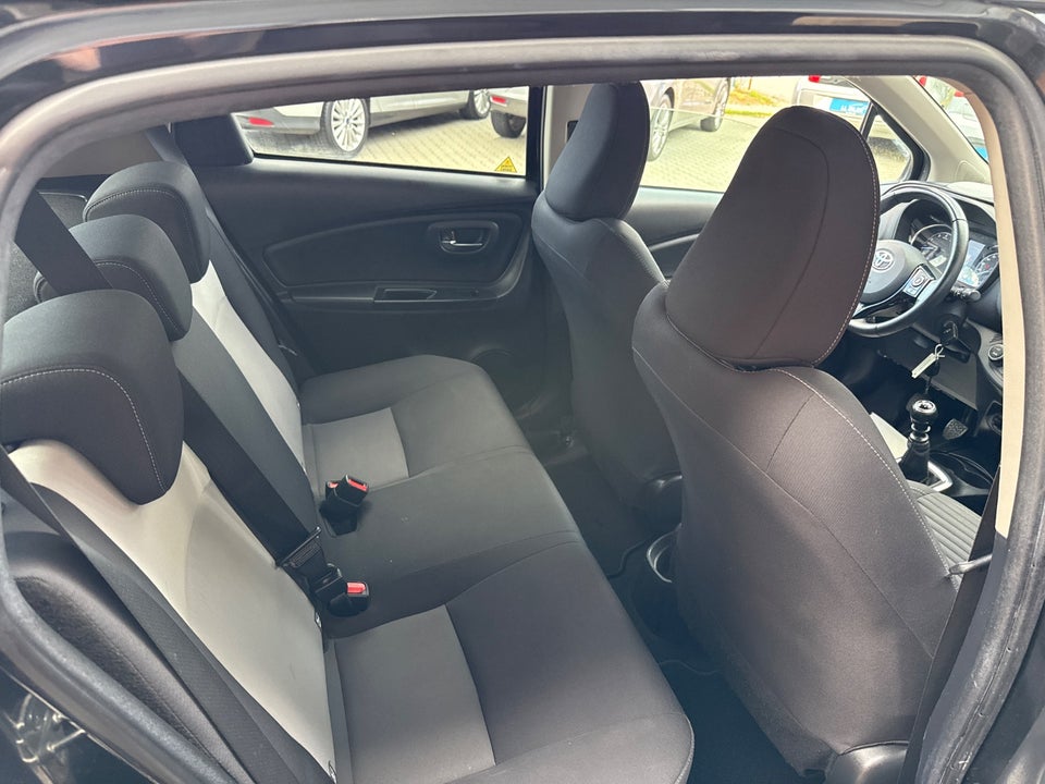 Toyota Yaris 1,5 VVT-iE T2 Premium 5d