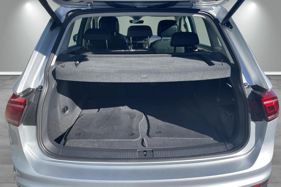 VW Tiguan 1,4 eHybrid Elegance DSG 5d