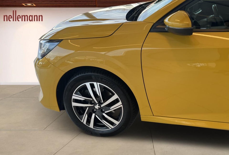 Peugeot 208 1,2 PureTech 100 Allure Sky 5d