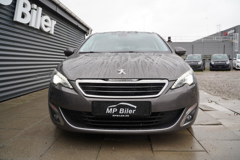 Peugeot 308 1,6 BlueHDi 120 Allure Sky SW 5d