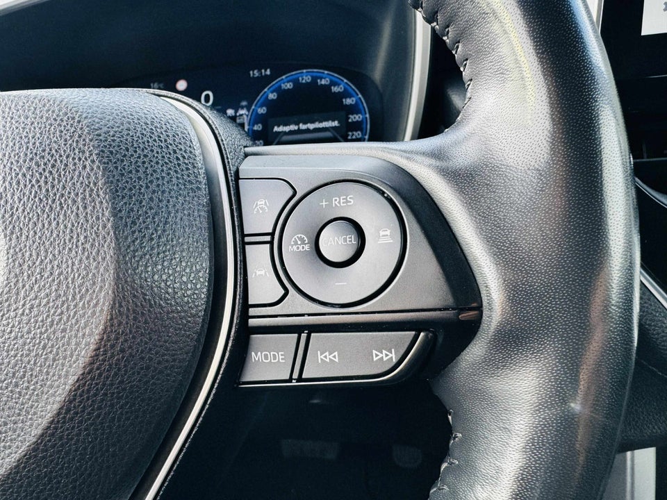 Toyota Corolla Cross 2,0 Hybrid Style CVT 5d