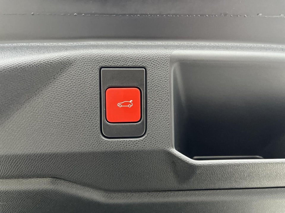 Peugeot e-5008 77 GT Pack 7prs 5d