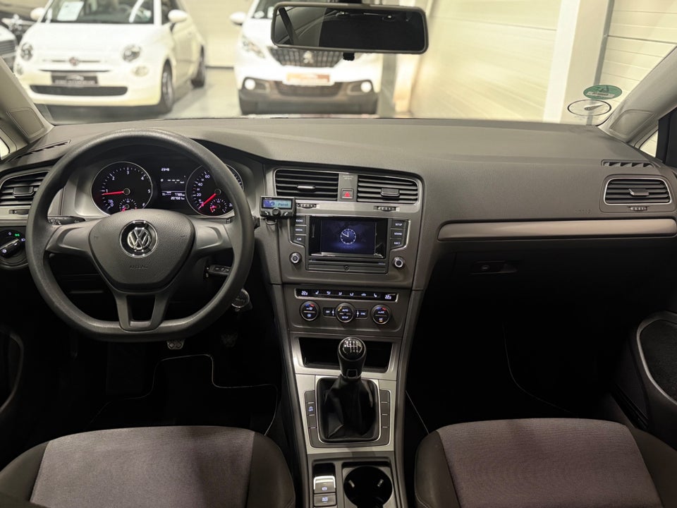 VW Golf VII 1,6 TDi 110 BlueMotion 5d