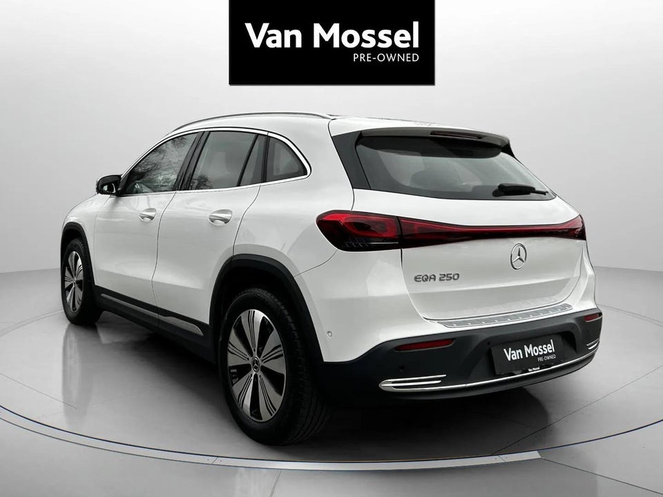 Mercedes EQA250 Progressive 5d