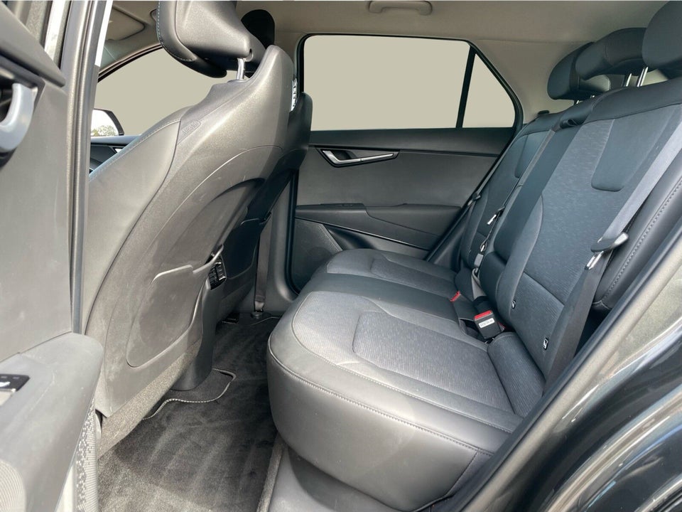Kia Niro 64 EV Upgrade 5d