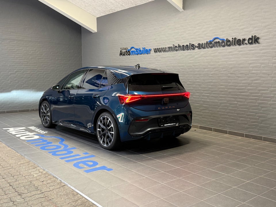 Cupra Born 58 e-Boost Dinamica Pack High 5d