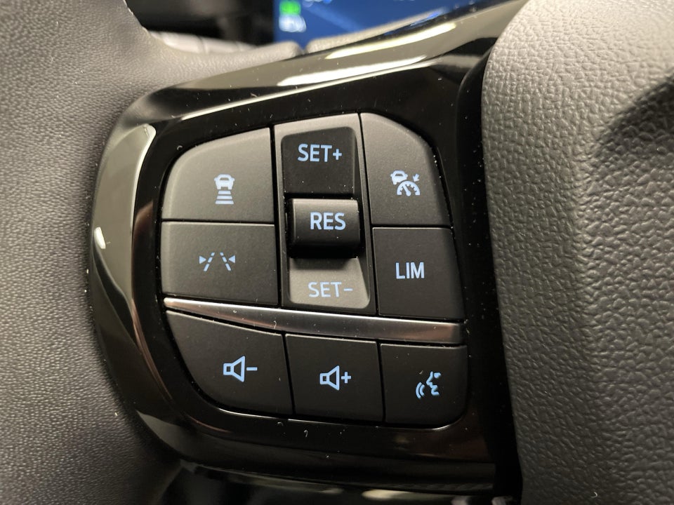 Ford Puma 46 Gen-E Premium 5d