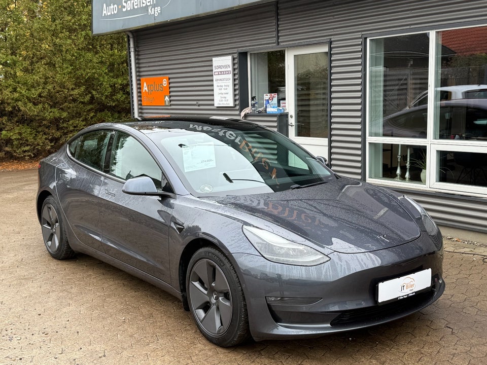 Tesla Model 3 Long Range AWD 4d