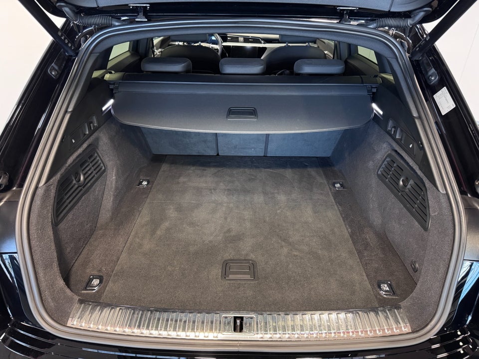 Audi e-tron 50 quattro 5d