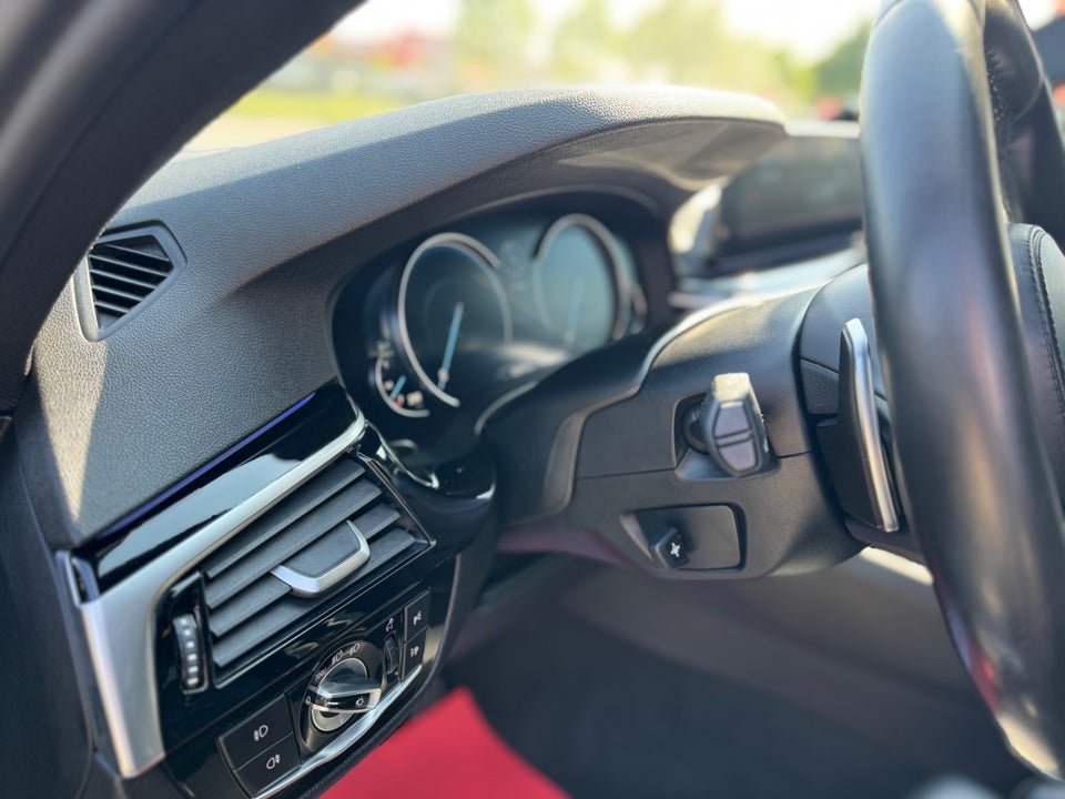 BMW 520d 2,0 M-Sport aut. 4d