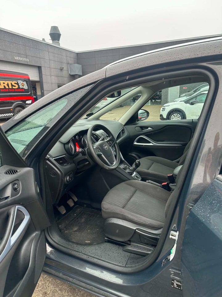 Opel Zafira Tourer 2,0 CDTi 130 Enjoy eco 7prs 5d