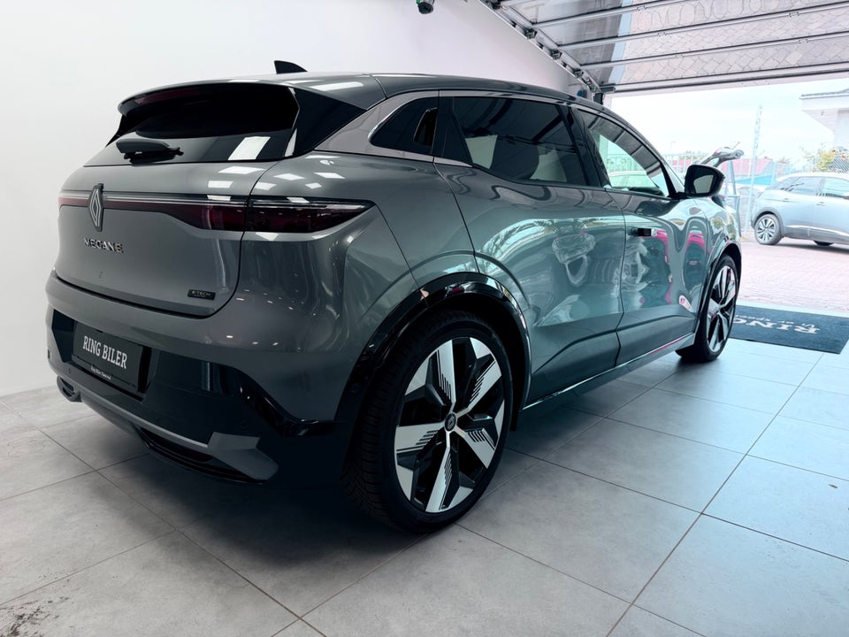 Renault Megane E-Tech 60 Techno+ 5d