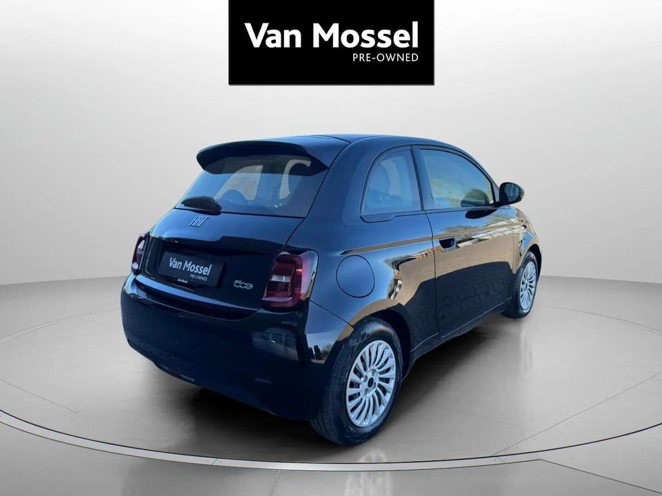 Fiat 500e 42 Icon 3d