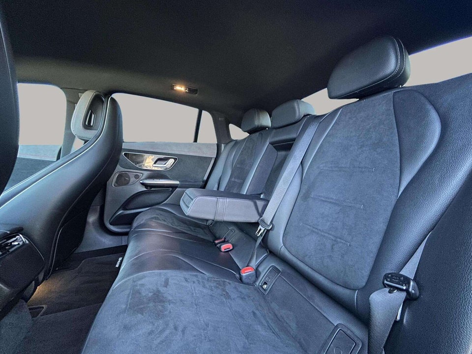 Mercedes EQE500 AMG Line 4Matic 4d