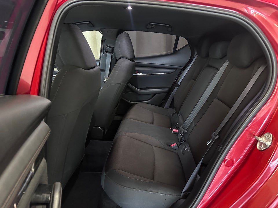 Mazda 3 2,0 SkyActiv-G 122 Sky Tech aut. 5d