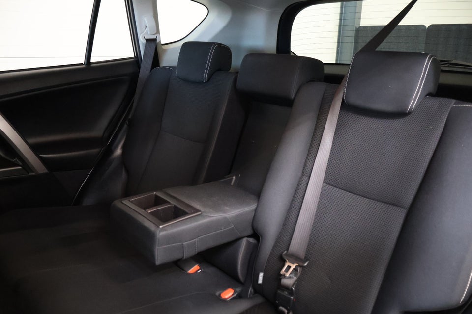Toyota RAV4 2,5 Hybrid H3 MDS 5d
