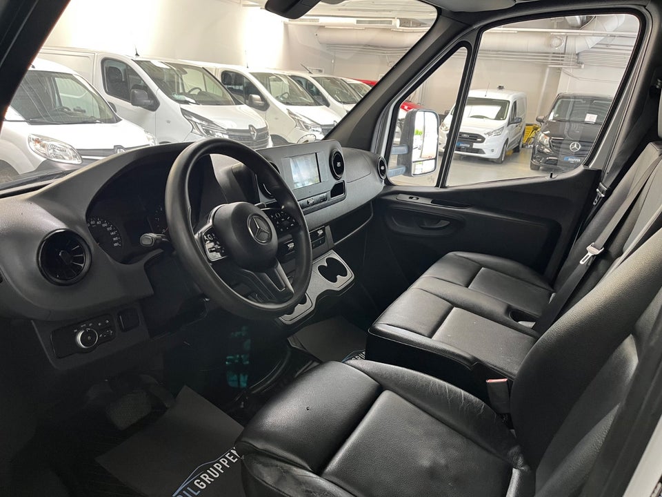 Mercedes Sprinter 317 2,0 CDi A3 Chassis aut. RWD 2d