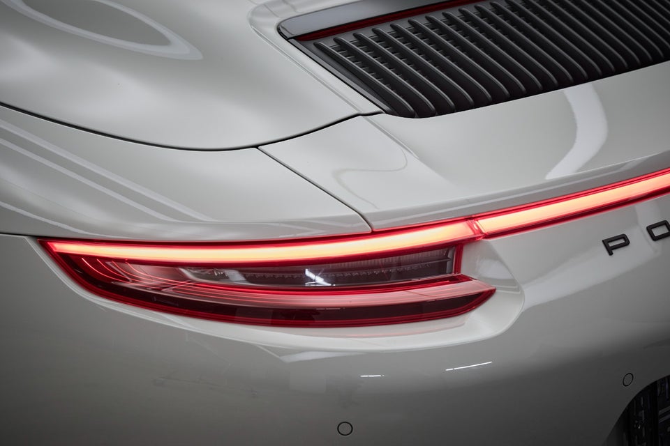 Porsche 911 Targa 4 GTS 3,0 PDK 2d