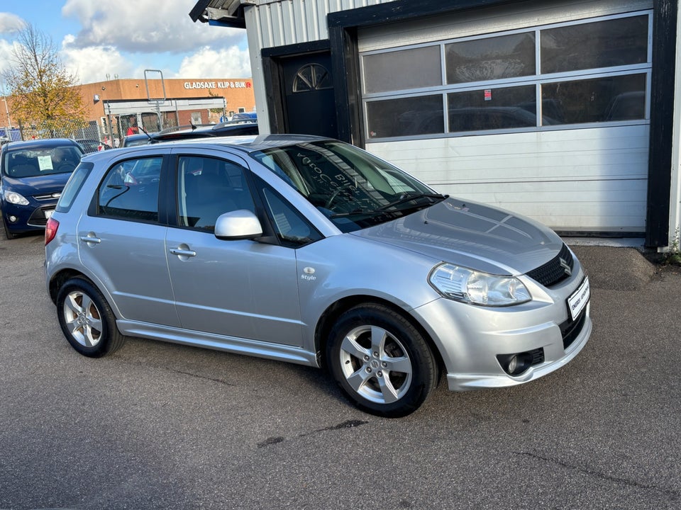 Suzuki SX4 1,6 CombiBack Style 5d