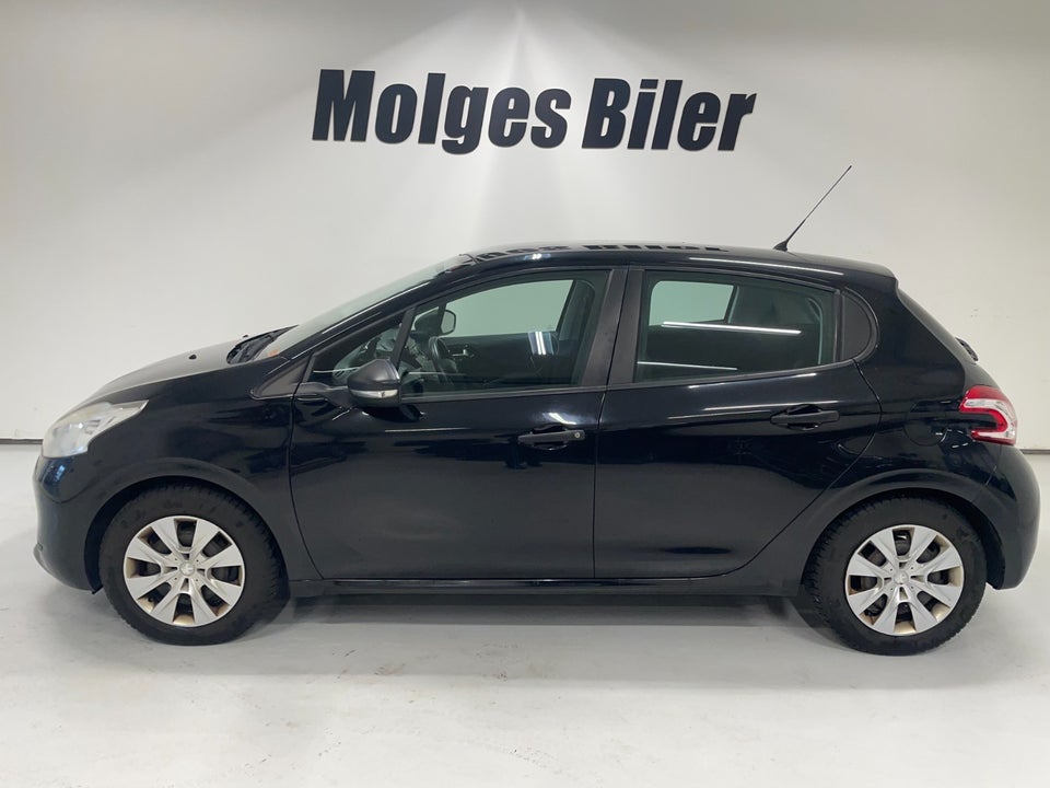 Peugeot 208 1,0 VTi Access 5d