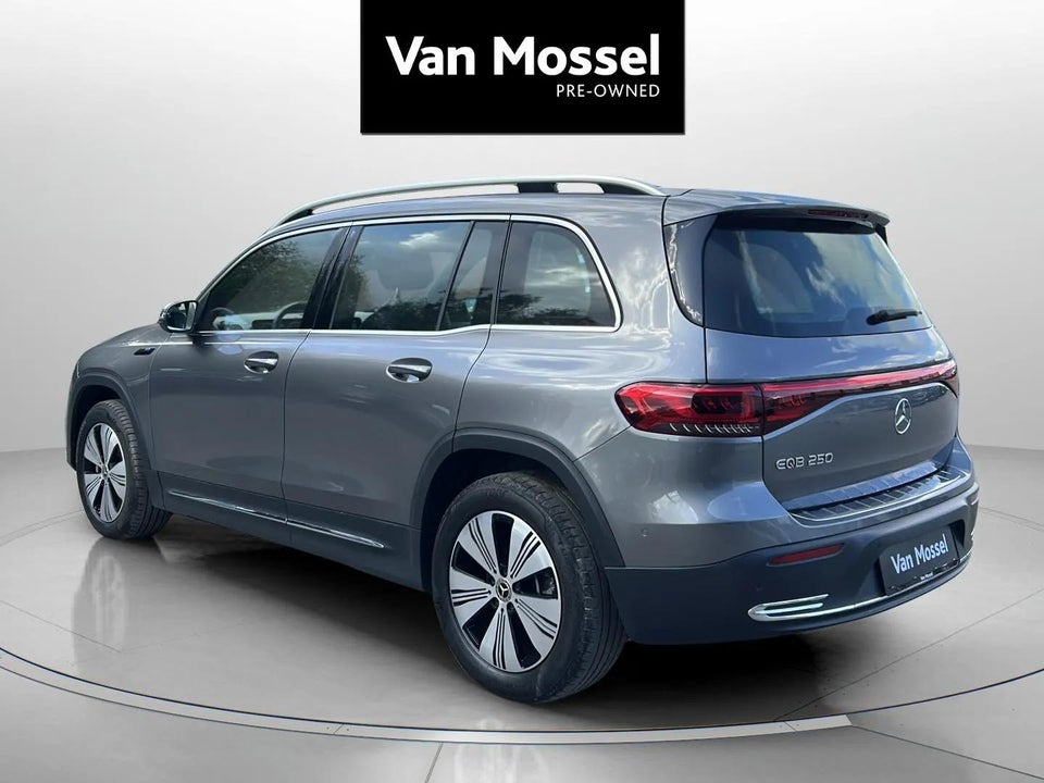 Mercedes EQB250 Progressive 5d