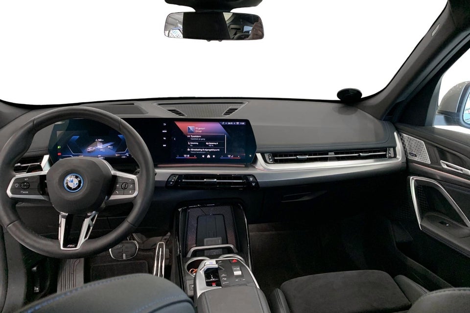 BMW iX1 eDrive20 Fully Charged M-Sport 5d