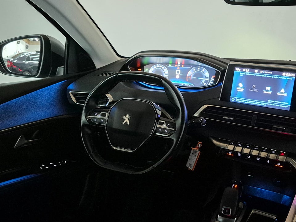 Peugeot 5008 1,2 PureTech 130 Allure EAT8 7prs 5d