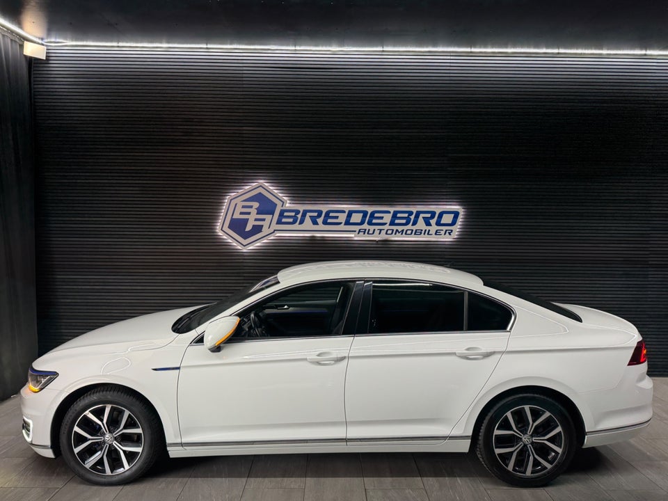 VW Passat 1,4 GTE DSG 4d