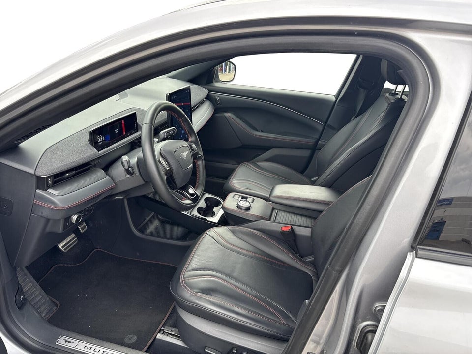 Ford Mustang Mach-E 68 Standard Range AWD 5d