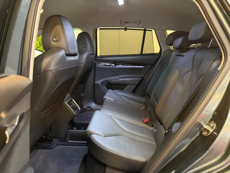 Skoda Enyaq 80 iV ecoSuite 5d