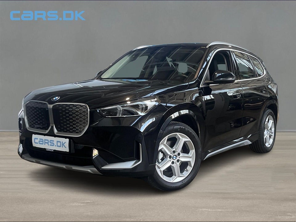 BMW iX1 eDrive20 X-Line 5d