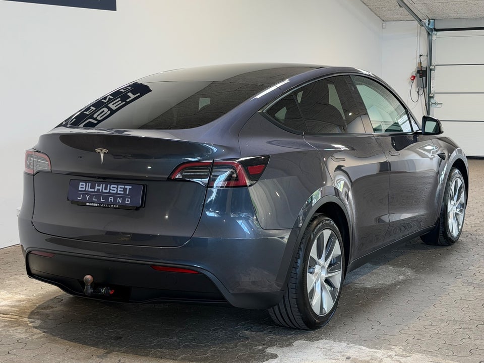 Tesla Model Y RWD 5d