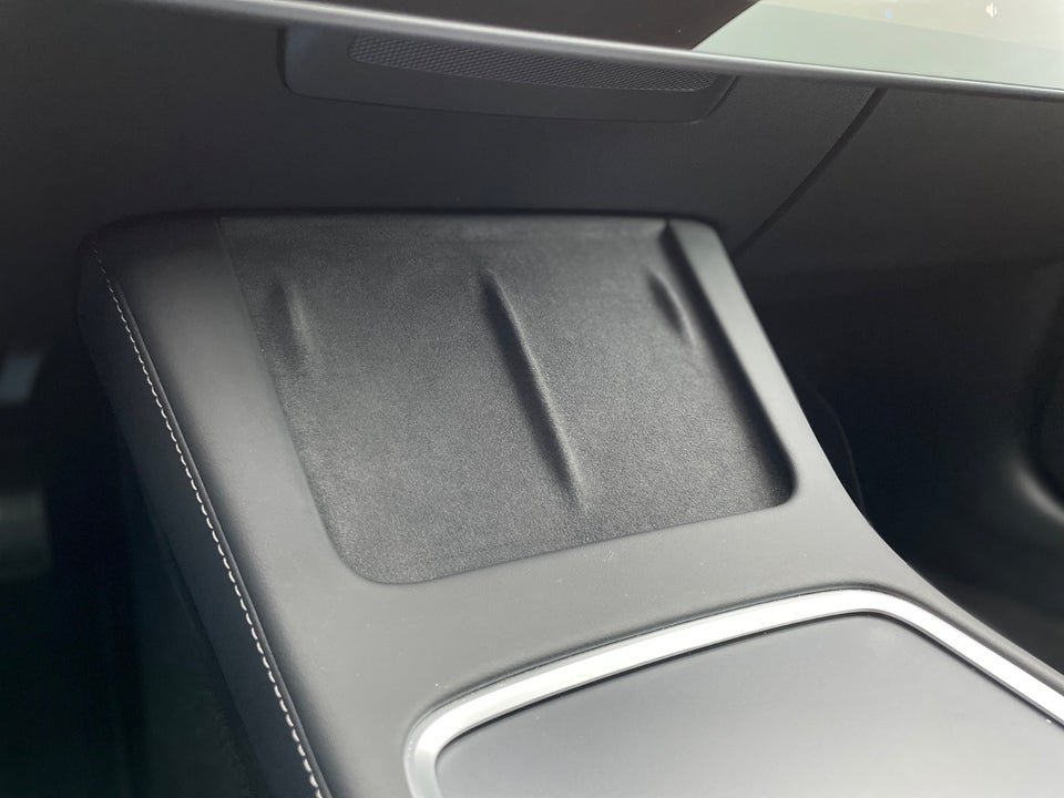 Tesla Model 3 Standard Range+ RWD 4d