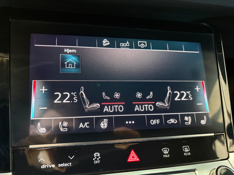 Audi e-tron 55 Advanced quattro 5d