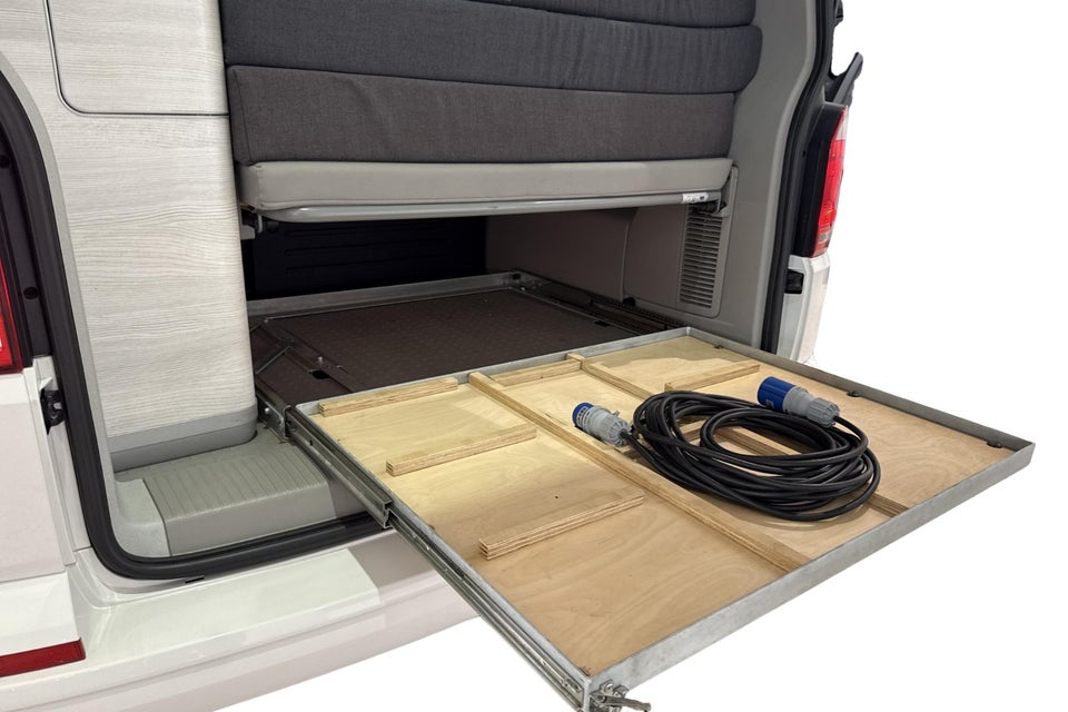 VW California 2,0 TDi 102 Coast 4d