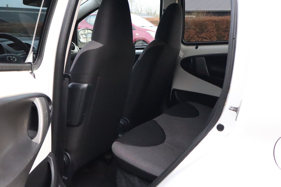 Toyota Aygo 1,0 VVT-i T2 Air Connect 5d