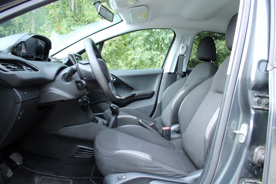 Peugeot 208 1,2 e-THP 110 Active 5d