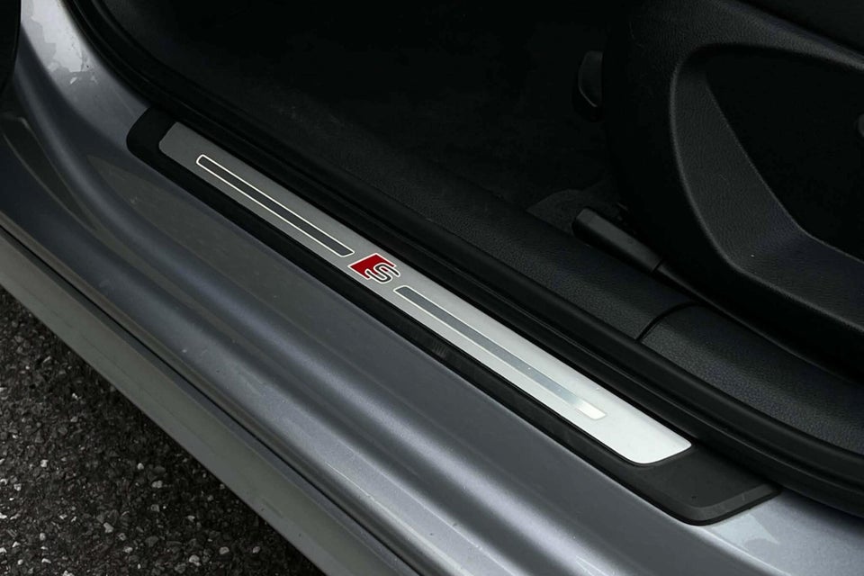 Audi A3 35 TFSi Sport Limited S-tr. 4d