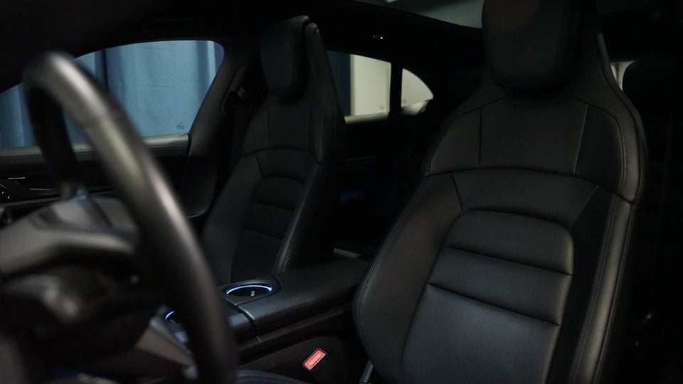 Porsche Taycan 4S Performance+ Cross Turismo 5d