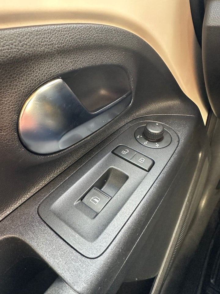 VW Up! 1,0 75 High Up! ASG 5d