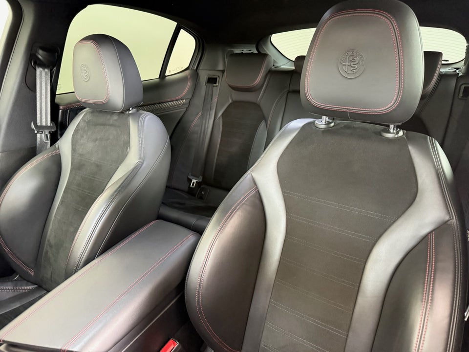 Alfa Romeo Stelvio 2,9 V6 Quadrifoglio aut. Q4 5d