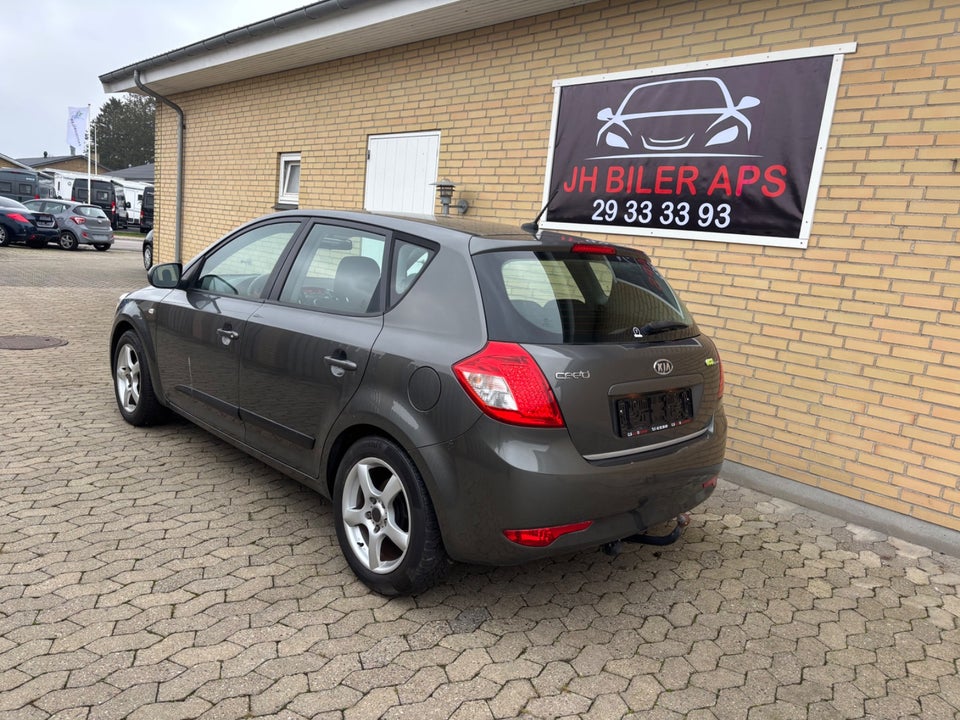 Kia Ceed 1,4 CVVT 90 Active 5d