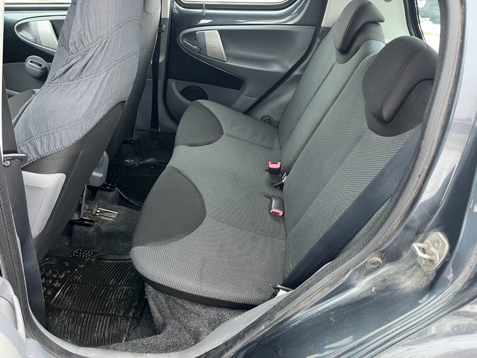 Toyota Aygo 1,0 Plus komfort 5d