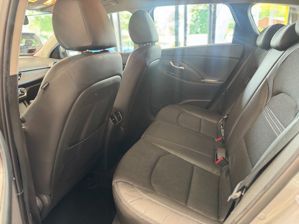 Hyundai i30 1,0 T-GDi Essential stc. 5d