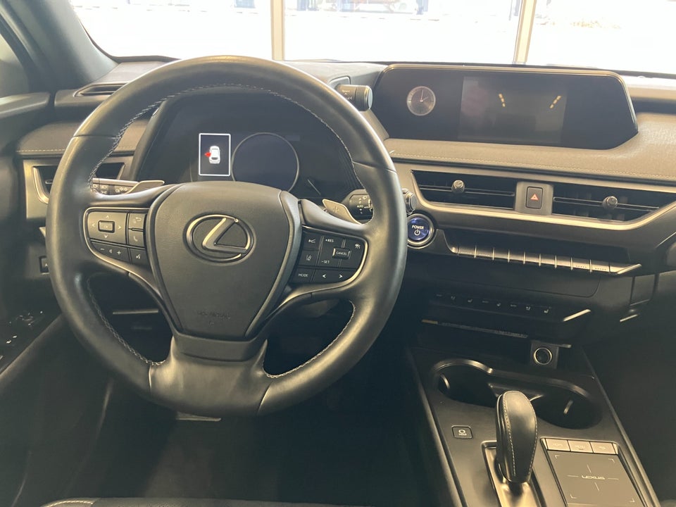 Lexus UX300e Premium 5d
