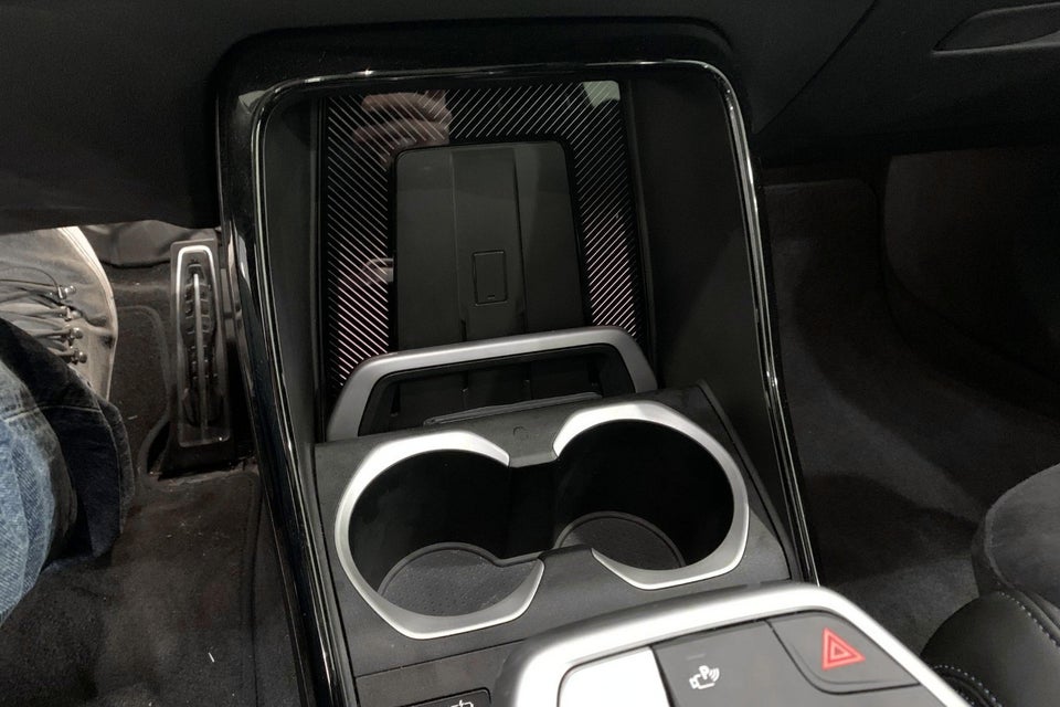 BMW iX1 eDrive20 Fully Charged M-Sport 5d