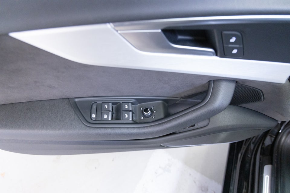 Audi S4 3,0 TFSi Avant quattro Tiptr. 5d