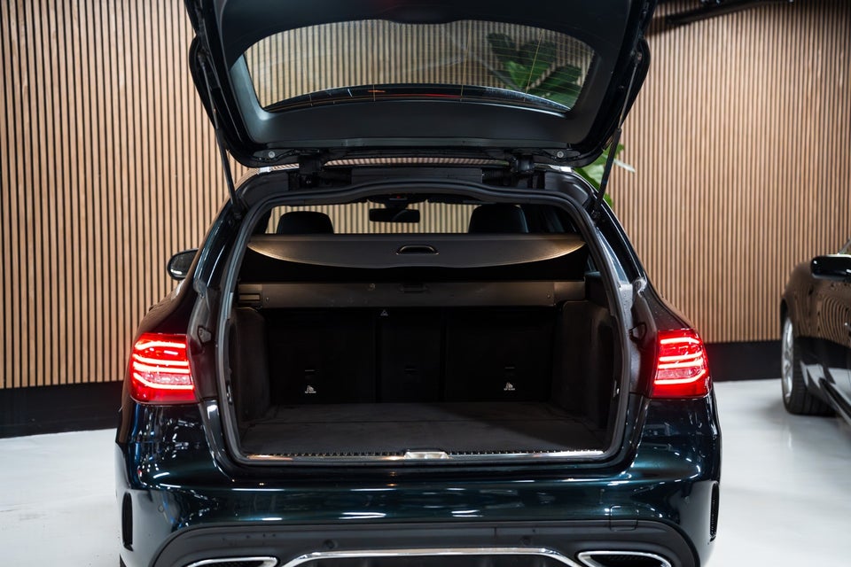 Mercedes C220 d 2,0 Advantage AMG stc. aut. 5d