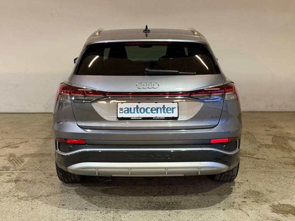 Audi Q4 e-tron 55 S-line quattro 5d